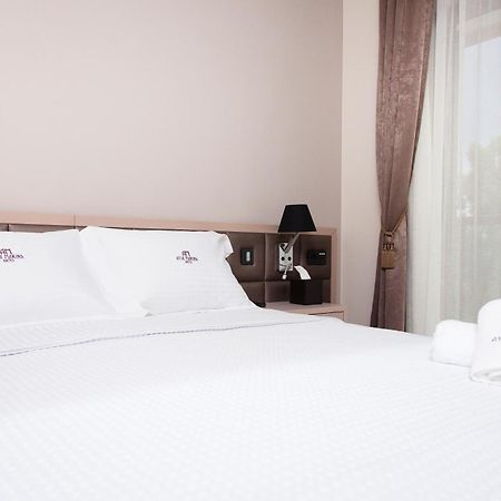 Ayia Marina Suites オウランオウポリ エクステリア 写真